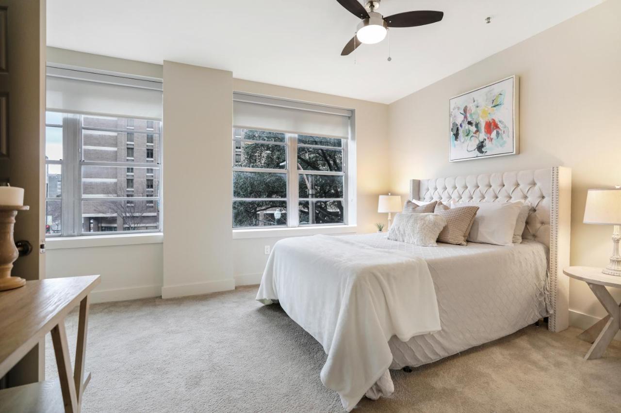 2 Bedroom Elegant Condos In Downtown Nova Orleães Exterior foto